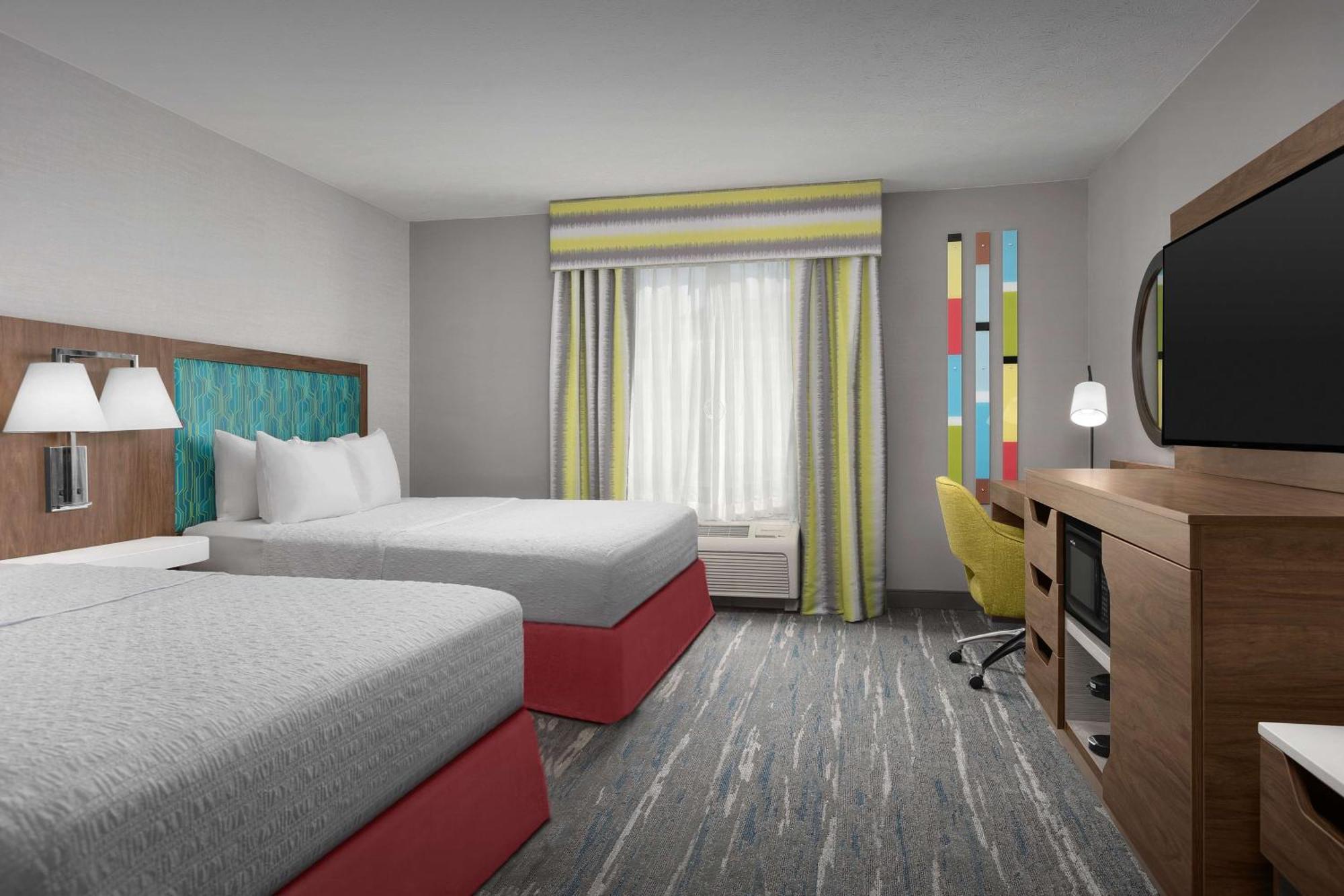 Hampton Inn Waterloo Exterior photo
