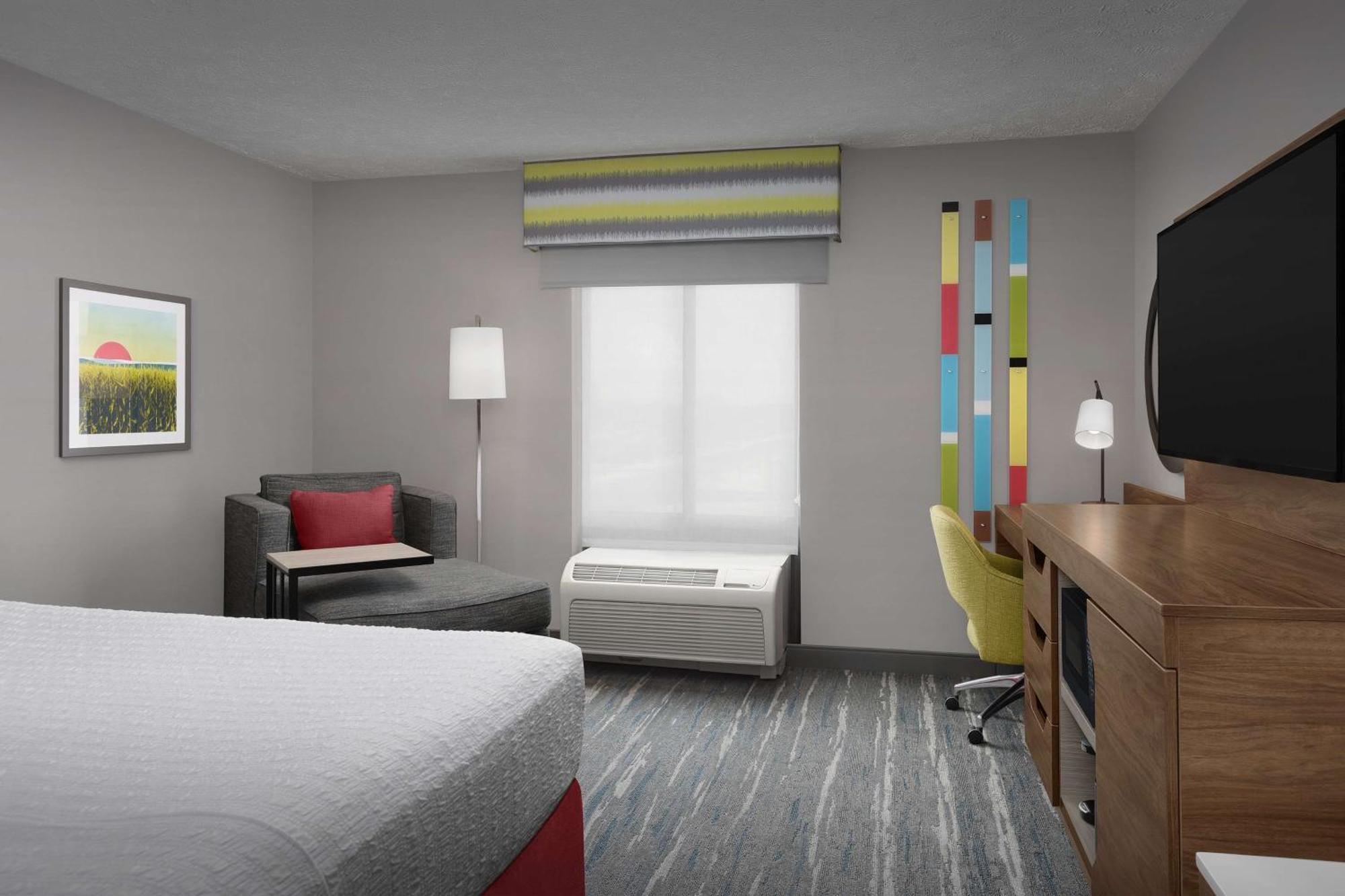 Hampton Inn Waterloo Exterior photo