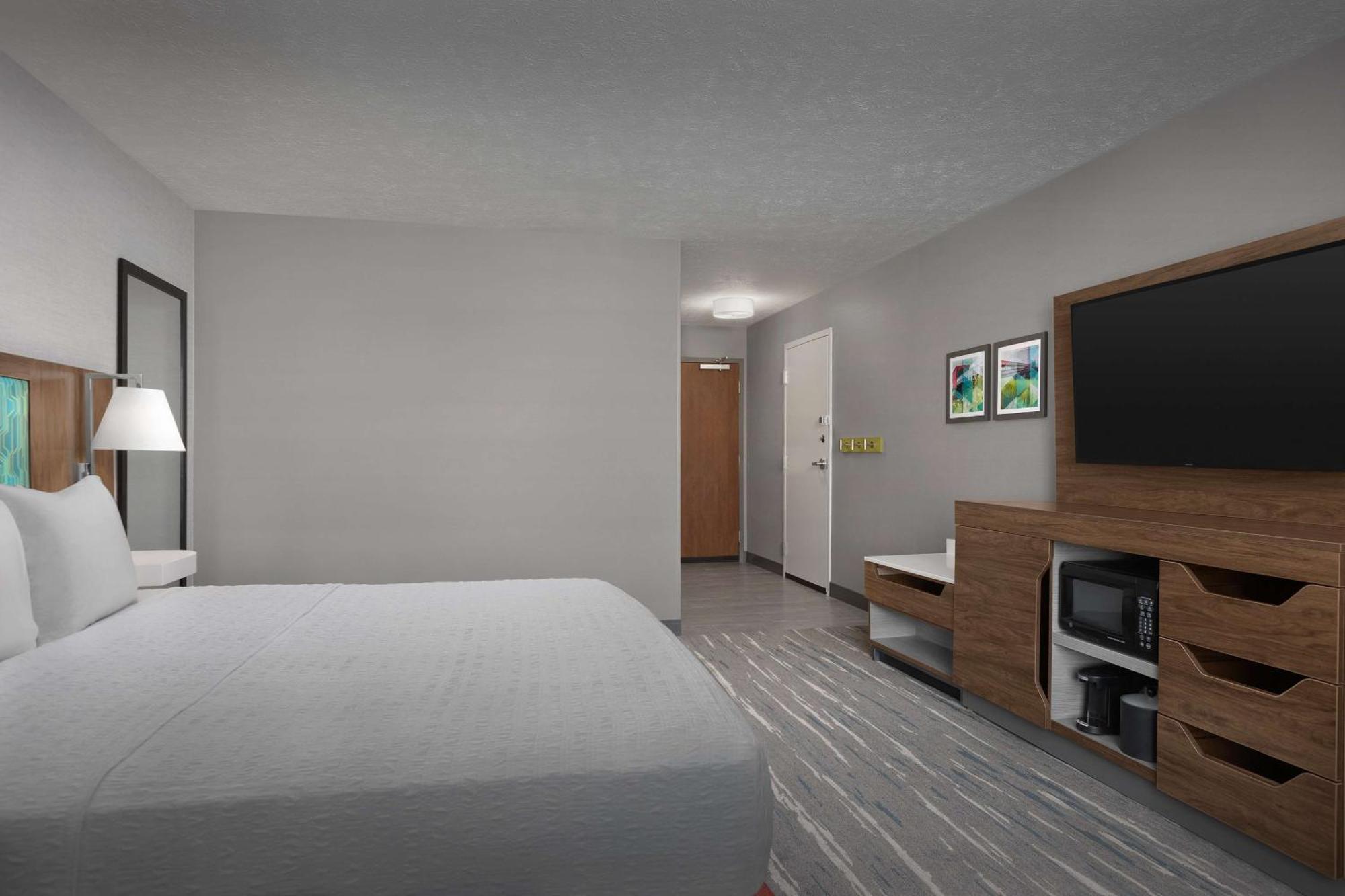 Hampton Inn Waterloo Exterior photo