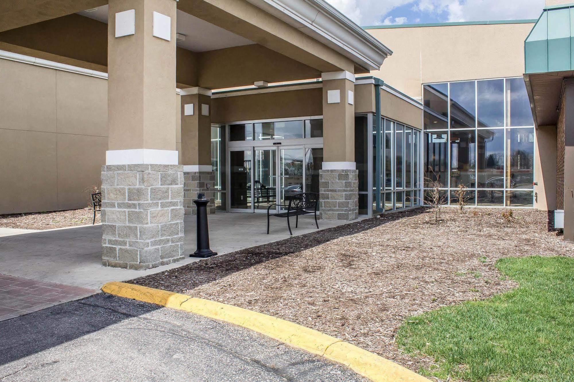 Hampton Inn Waterloo Exterior photo